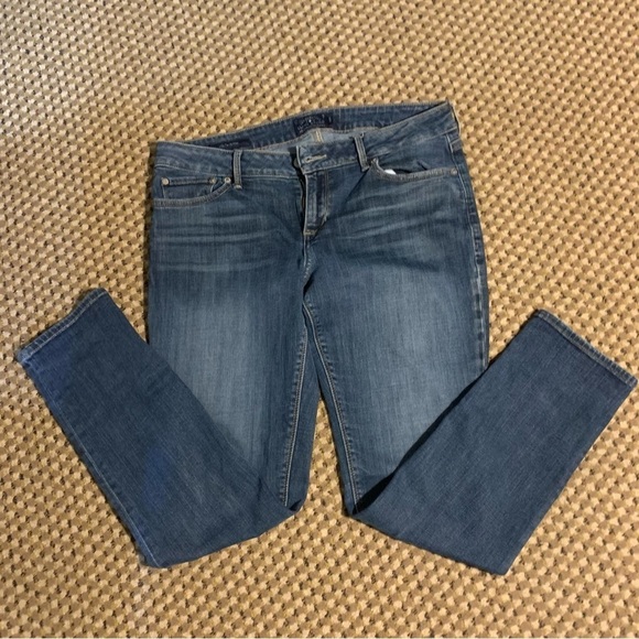 Women’s Lucky Brand Jeans - Picture 2 of 6